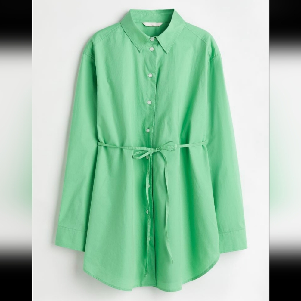H&M / Maternity button up / M